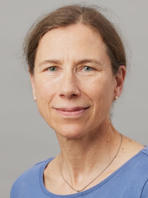 Prof.  Stefanie-Dorothea Krämer